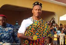 NIABLÉ : Didier Drogba équipe des salles numériques en matériel informatique